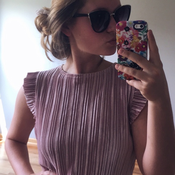 Charming Charlie Accessories - NWOT sun glasses